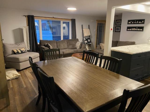 Bears Den Guest House Τσέρτσιλ Εξωτερικό φωτογραφία